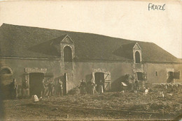 Frazé * Carte Photo * Une Ferme Du Village * Fermier Agriculture Agricole * Photographe DHUIT - Andere & Zonder Classificatie