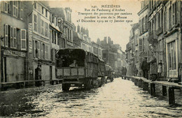 Mézières * Rue D'alsace Pendant La Crue De La Meuse , Décembre 1919 Janvier 1920 * Inondation Camion - Altri & Non Classificati