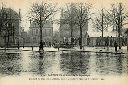 Mézières * Place De La République Pendant La Crue De La Meuse , Décembre 1919 Janvier 1920 * Inondation - Altri & Non Classificati