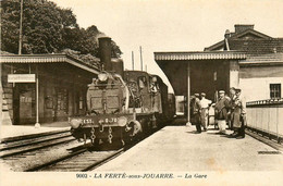 La Ferté Sous Jouarre * Vue Sur La Gare * Le Train Locomotive * Ligne Chemin De Fer - La Ferte Sous Jouarre