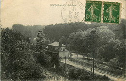 Jouy * Vue Sur La Gare * Ligne Chemin De Fer - Jouy