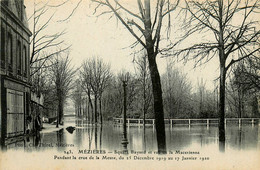 Mézières * Le Square Bayard Et La Rue De La Macerienne * Crue De La Meuse * Inondation Décembre 1919 Janvier 1920 - Autres & Non Classés