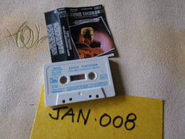 EDDIE COCHRAN K7 AUDIO VOIR PHOTO...ET REGARDEZ LES AUTRES (PLUSIEURS) (JAN 008) - Cassettes Audio