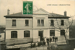 Loire * Vue Sur L'école Des Filles * Groupe D'enfants - Loire Sur Rhone