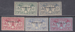Nouvelles Hébrides Taxe N° 1 / 5 XX  La Série Des 5 Vals Légende Française Sans  Charnière Sans Rousseur, TB - Unused Stamps
