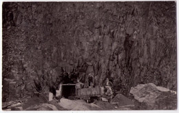9138 - Carte Photographique Sans Titre - Entrée De Mine Où De Carrière Souteraine ( à Situer ) - Foto-Bayer - - Mines