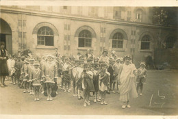 030122 - RARE CARTE PHOTO - 51 REIMS Souvenir De La Kermesse Des écoles Laïques 1929 Groupe La Musique - Reims