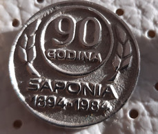 Saponia Osijek Cosmetics Perfume 90 Years Croatia Pin - Parfums