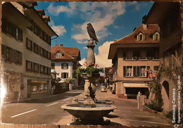 Frutigen - Dorfplatz Mit Dem Adlerbrunnen - Frutigen