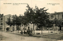 Ste Florine * La Place Des Simonnettes * Villageois - Autres & Non Classés