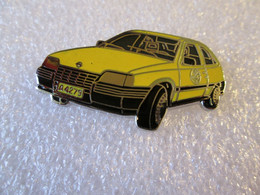 PIN'S  OPEL  KADETT   POSTE     Email Grand Feu DEHA - Opel