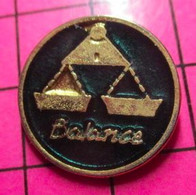 313K Pin's Pins / Beau Et Rare / THEME : AUTRES / SIGNE ASTROLOGIQUE ZODIAQUE BALANCE - Honkbal