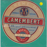 A197 FROMAGE CAMEMBERT MARINIER 28 RUE MONTMARTRE PARIS - Quesos