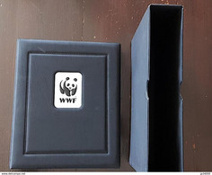 WWF: Reliure à Feuilles Amovibles + Boitier. PORT INCLUS - Collections, Lots & Series