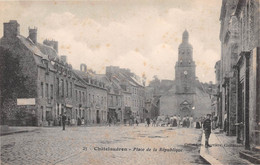 CHÂTELAUDREN - Place De La République - Châtelaudren