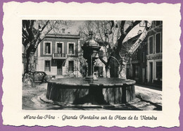 Nans-les-Pins - Grande Fontaine Sur La Place De La Victoire - Simca 9 Auto - Nans-les-Pins