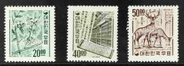 1967 20w, 40w, And 50w Redrawn Definitive Set On Granite Paper, Scott 582/584 Or SG 709/711, Never Hinged Mint. (3 Stamp - Korea, South