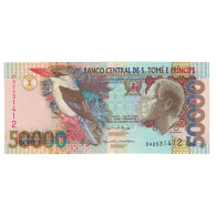 Billet, Saint Thomas And Prince, 50,000 Dobras, 2004, 2004-08-26, KM:68a, NEUF - San Tomé E Principe