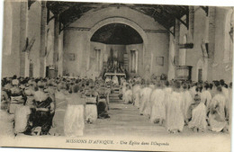 PC UGANDA, UNE ÉGLISE DANS L'OUGANDA, Vintage Postcard (b33613) - Uganda