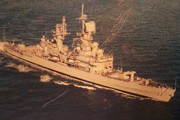 BATEAU  - CROISEUR  -  USS  JOSEPHUS  DANIELS CG-27 - ( Grand Format -  ) - Bateaux