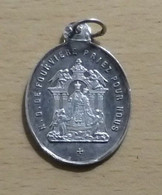 Très Belle Médaille De Notre-Dame De Fourvière En Argent - Religion & Esotérisme