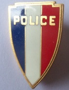 INSIGNE CASQUETTE POLICE - Police