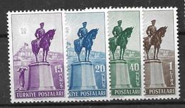 Turkey Mnh ** 8,5 Euros 1947 - Unused Stamps