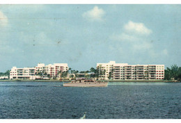 (RECTO / VERSO) PALM BEACH TOWORS IN 1958 - BEAUX TIMBRES ET FLAMME - FORMAT CPA - Palm Beach