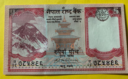 AB39 - Nepal Billet 5 Roupies 1974 - Népal