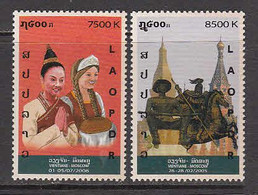 2006 Laos Friendship With Russia Costumes  Complete Set Of 2 MNH - Laos