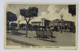85021 Cartolina - Enna Calascibetta - P.za Umberto I Monumento Caduti - VG 1954 - Enna