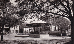 CLAIX - Le Kiosque, La Gare Et Le Café De La Gare - Claix