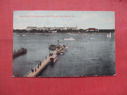 Hotel Royal Poinciana.  & Lake Worth.  Palm Beach      Florida    Ref  5406 - Palm Beach