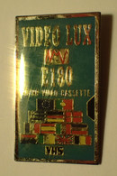 Pin's Cassette Vidéo VHS Vidéo Lux - Cinéma