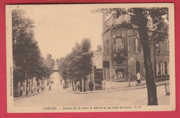 Vervins - Avenue De La Gare Et Entrée De La Route De Guise  -195? ( Voir Verso ) - Vervins