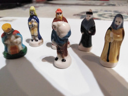 6 PERSONNAGES DE LA CRECHE - Santons