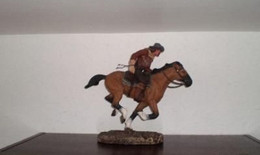 Statuette "Daniel MONFORT" Collection !!! PONY EXPRESS / WINCHESTER  ! - Other & Unclassified
