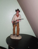 Statuette "Daniel MONFORT" Collection !!! "RIFLEMAN" ! - Autres & Non Classés