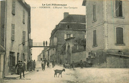 Gourdon * La Rue Cavaignac Et Hôpital De La Ville * Villageois - Gourdon