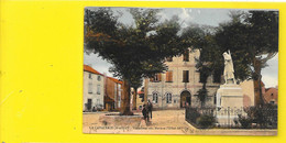 LA CAVALERIE Rare Colorisée Monument Aux Morts Et Hôtel De Ville (Deruc) Aveyron (12) - La Cavalerie