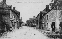 BARENTON - La Rue De La Poste Et La Poste - Animé - Barenton
