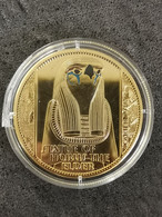 250 SHILLINGS 2009 SOMALIE STATUE OF HORUS THE ELDER LES TRESORS DE TOUTANKHAMON  CUPRONICKEL PLAQUE OR CAPSULE SOMALI - Somalie