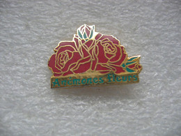 Pin's Roses Rouges De Chez Anémones Fleurs - Duiken