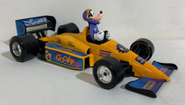 I102655 BURAGO 1/24 Disney - Racing F1 Goofy / Pippo - Burago