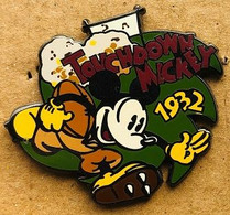 MICKEY MOUSE - SOURIS - MAUS - FOOTBALL AMERICAIN - US - TOUCHDOWN MICKEY 1932 - WALT DISNEY - TOPO - (20) - Disney