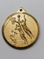 CENTRO CARNI MA 1980-81 BASKETBALL PALLACANESTRO DA BARI ITALIA ATHLETICS ATLETIC  SPORT MEDAGLIA MEDAL - Athlétisme