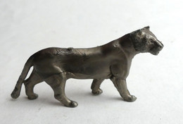 FIGURINE PUBLICITAIRE OMO LE ZOO LIONNE GRANDE TAILLE Animaux Animal - Other & Unclassified