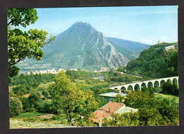 Pas Courant - SISTERON (04 A-de-Hte-P.) La Citadelle Et Le Rocher De Baume ( Editions De France N°11590) - Sisteron