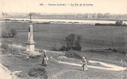 Tavers          45        Le Val De La Loire.   Paysannes Aux Champs                        (voir Scan) - Andere & Zonder Classificatie