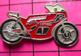 413c Pin's Pins / Beau Et Rare / THEME MOTOS / PETITE MOTO SPORTIVE MOTUL DERBI - Motos